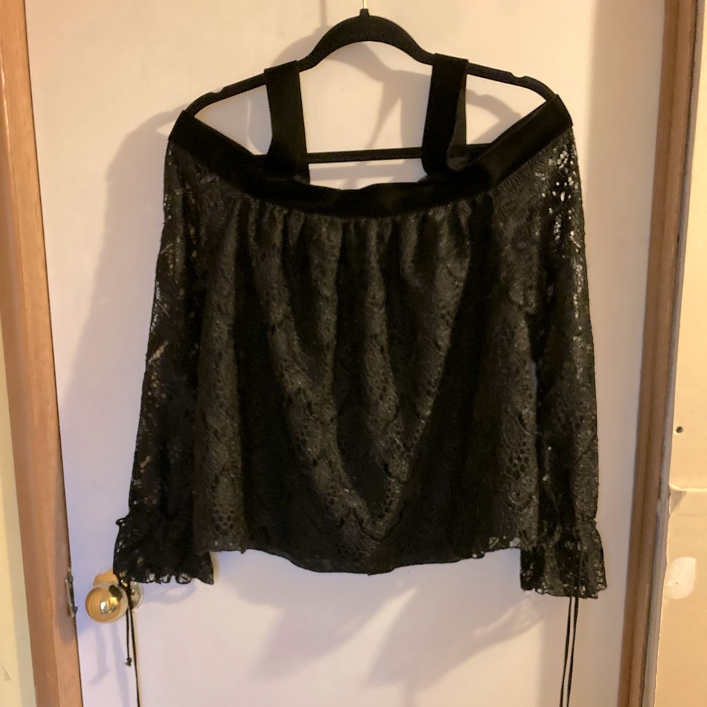 Vintage Lisa & Lucy Pull Over Off The Shoulder Blouse. Black Cotton Lace S